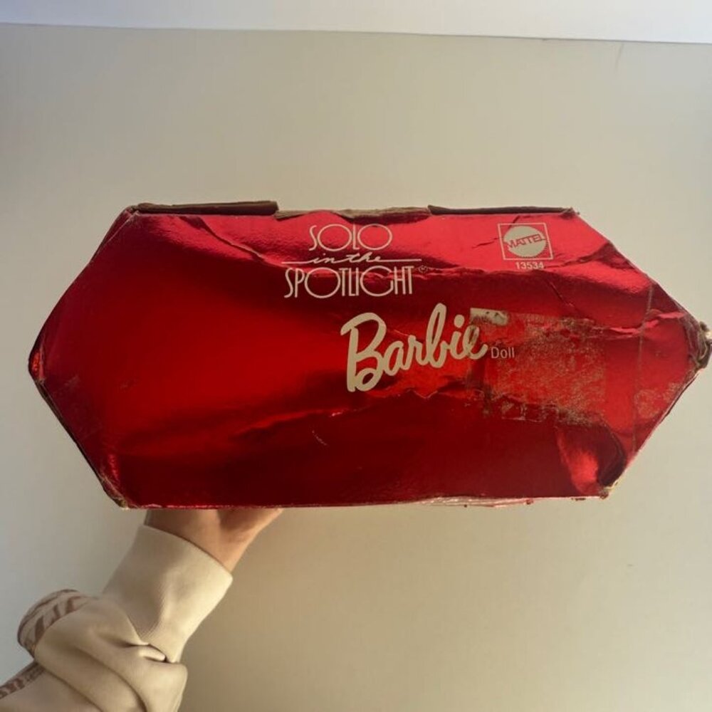 VINTAGE 1994 SOLO IN THE SPOTLIGHT BARBIE DOLL MATTEL NEW - Damaged box see pics - Picture 5 of 9